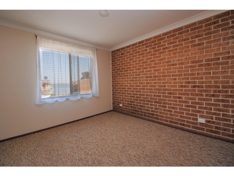 1/10-12 Wallarah Road, Gorokan NSW 2263