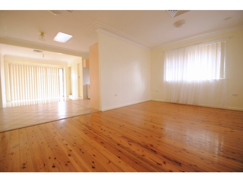 68 Kathleen White Cr, Killarney Vale NSW 2261