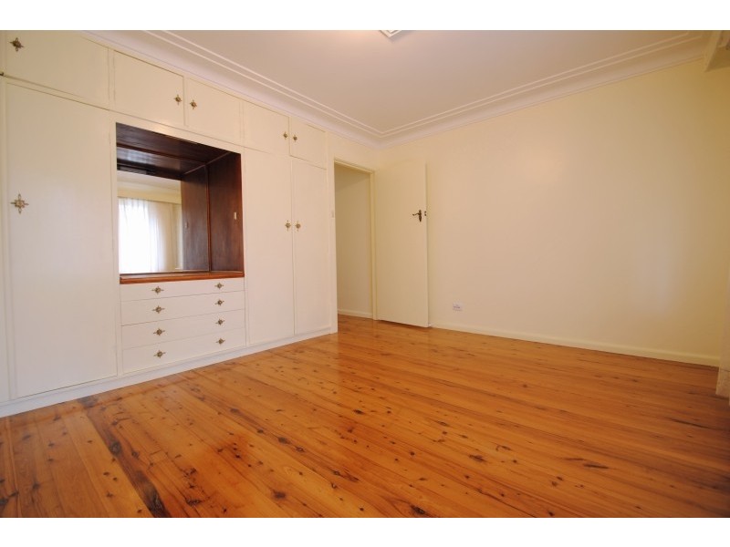 68 Kathleen White Cr, Killarney Vale NSW 2261