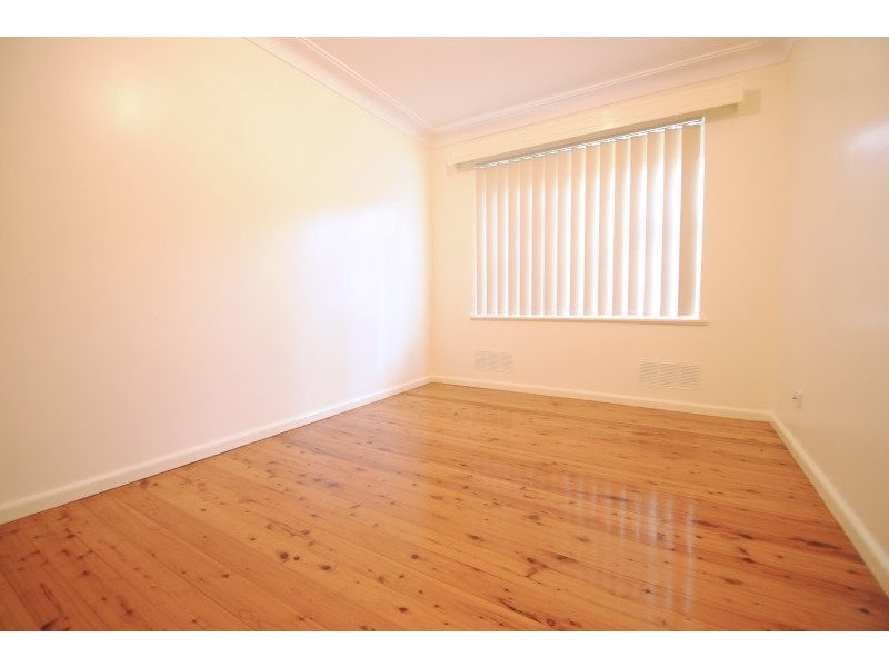 68 Kathleen White Cr, Killarney Vale NSW 2261