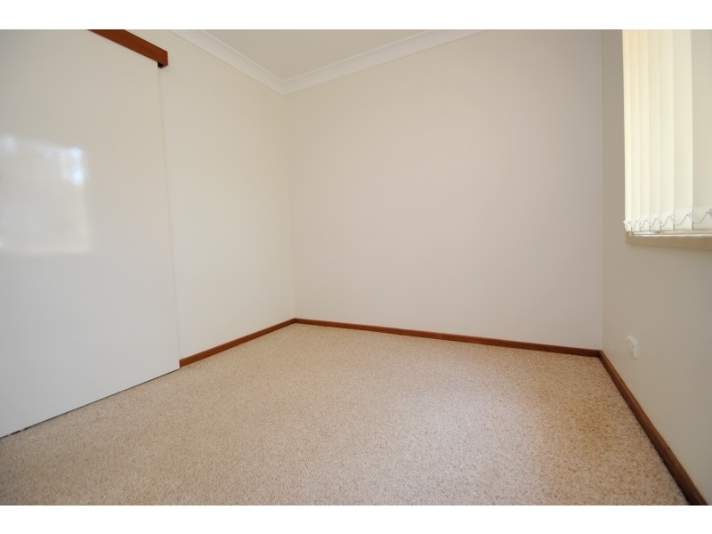 17 Malvina Parade, Gorokan NSW 2263