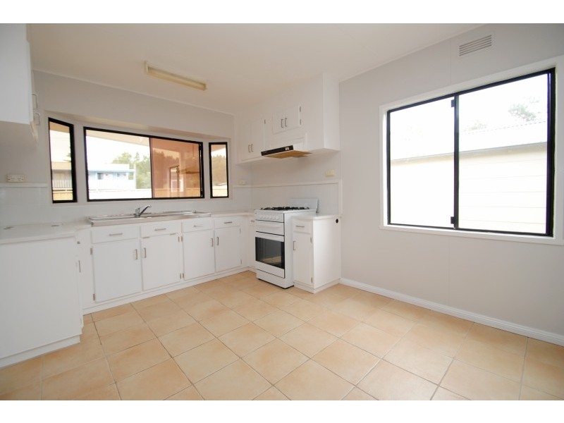 18b Wentworth Ave, Doyalson NSW 2262