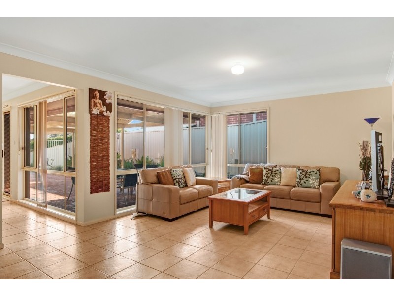 8 Watergum Road, Woongarrah NSW 2259