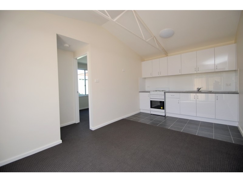 3/a Rolfe Ave, Kanwal NSW 2259
