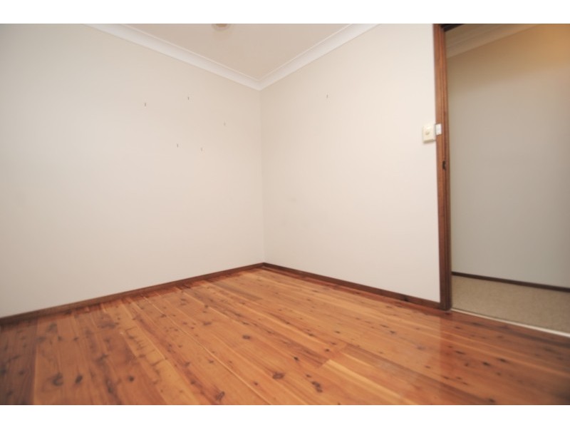 1 Esther Close, Gorokan NSW 2263