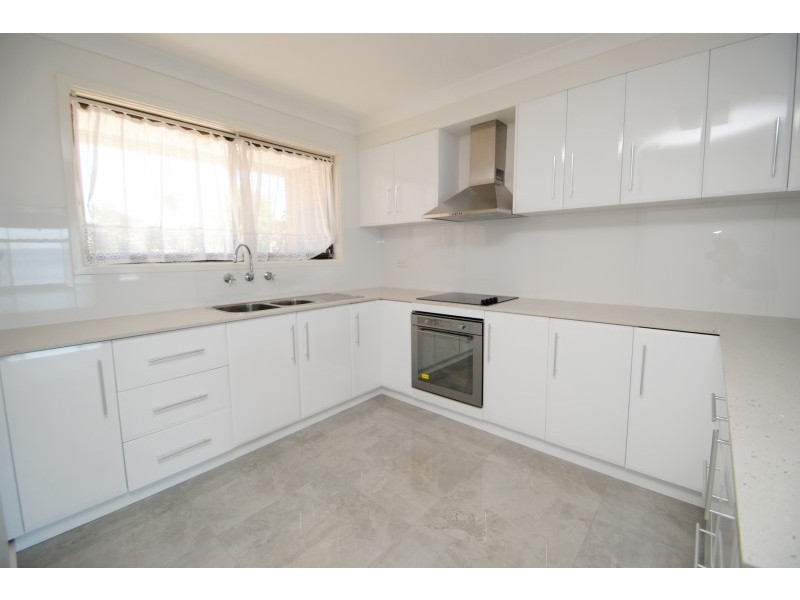 69 Moss Avenue, Toukley NSW 2263