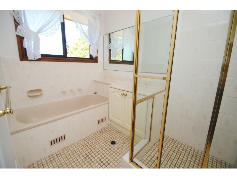 1 Kendall Cl, Norah Head NSW 2263