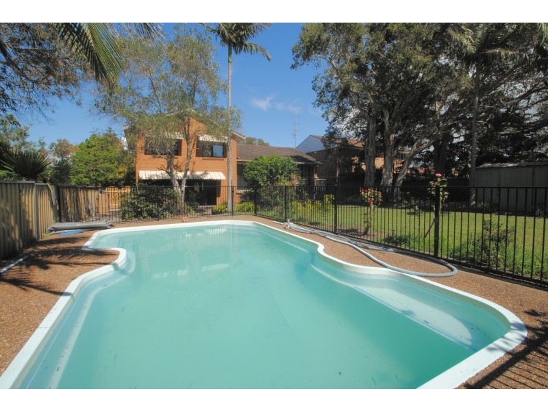1 Kendall Cl, Norah Head NSW 2263