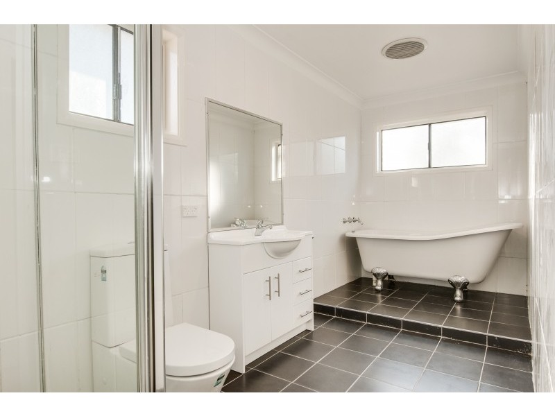 464 Tuggerawong Road, Tuggerawong NSW 2259