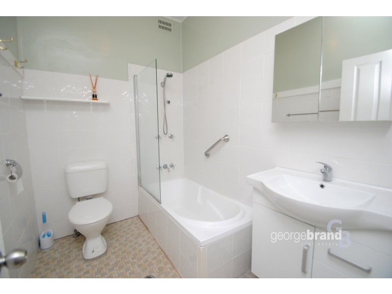 66 Arlington St, Gorokan NSW 2263