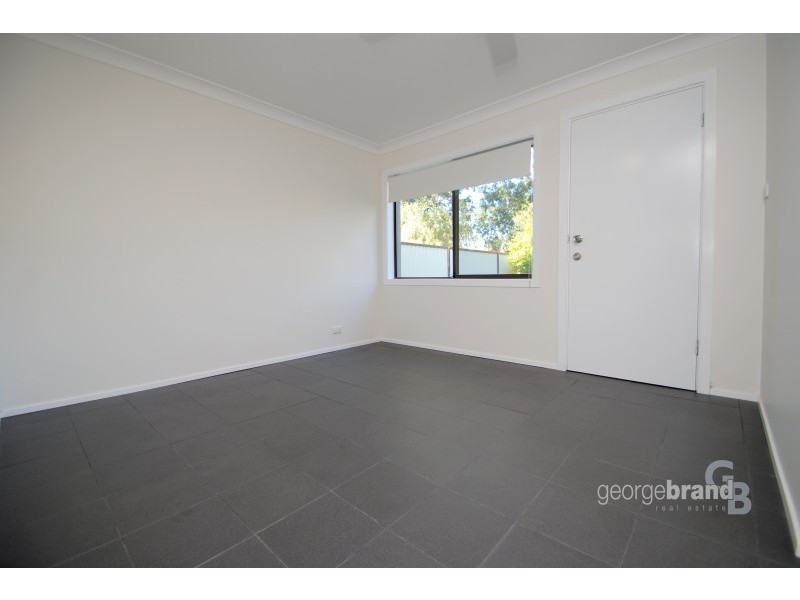 7 Seventh Avenue, Toukley NSW 2263