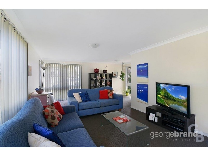 93 Manoa Rd, Budgewoi NSW 2262