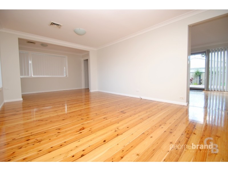 23 Clucas Ave, Gorokan NSW 2263