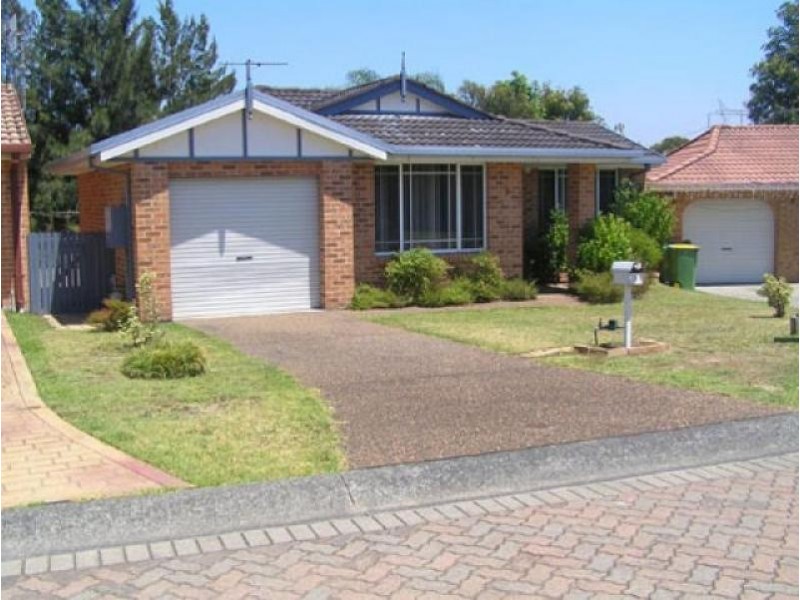 7 Talia Court, Blue Haven NSW 2262