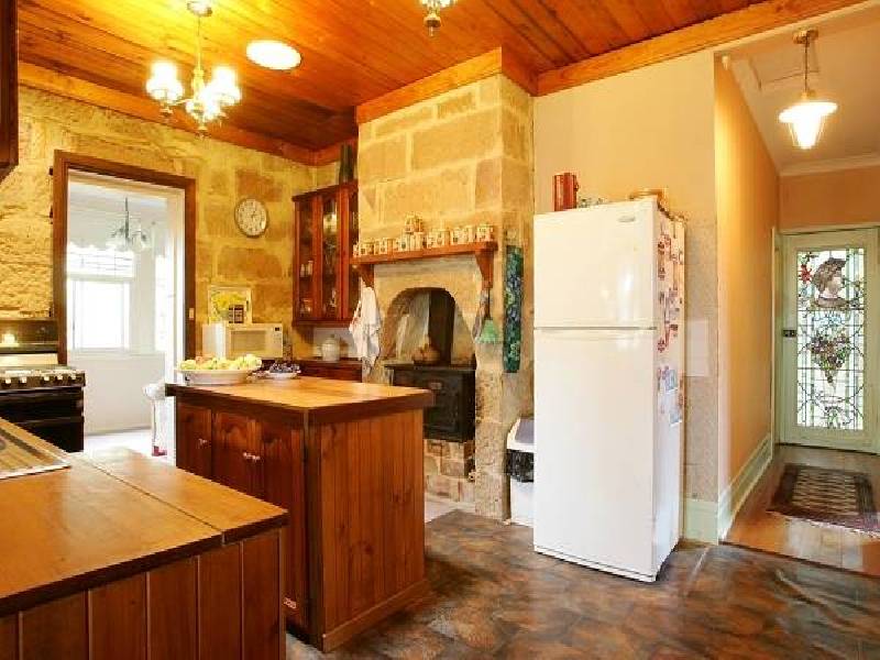 64 George Street, The Entrance Road, East Gosford NSW 2250 | the real ...